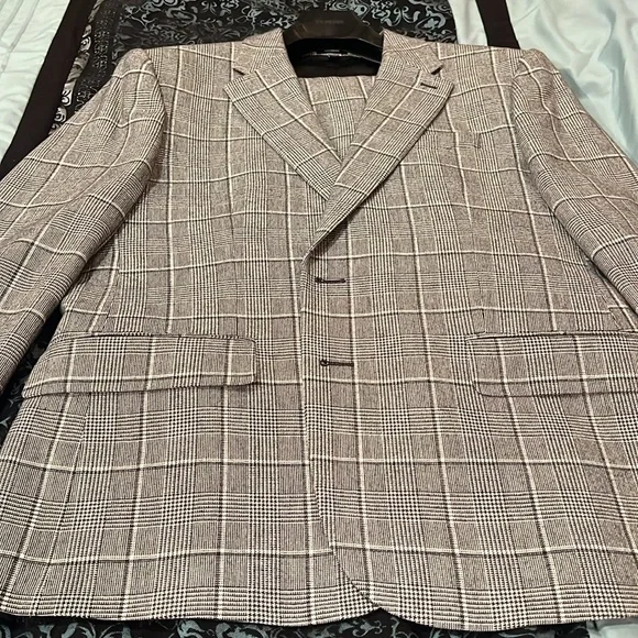 Express Men's Checkered Siur in Black and White, size 44 Small, pants 34x30